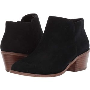 Amazon Essentials Women’s ankle boot